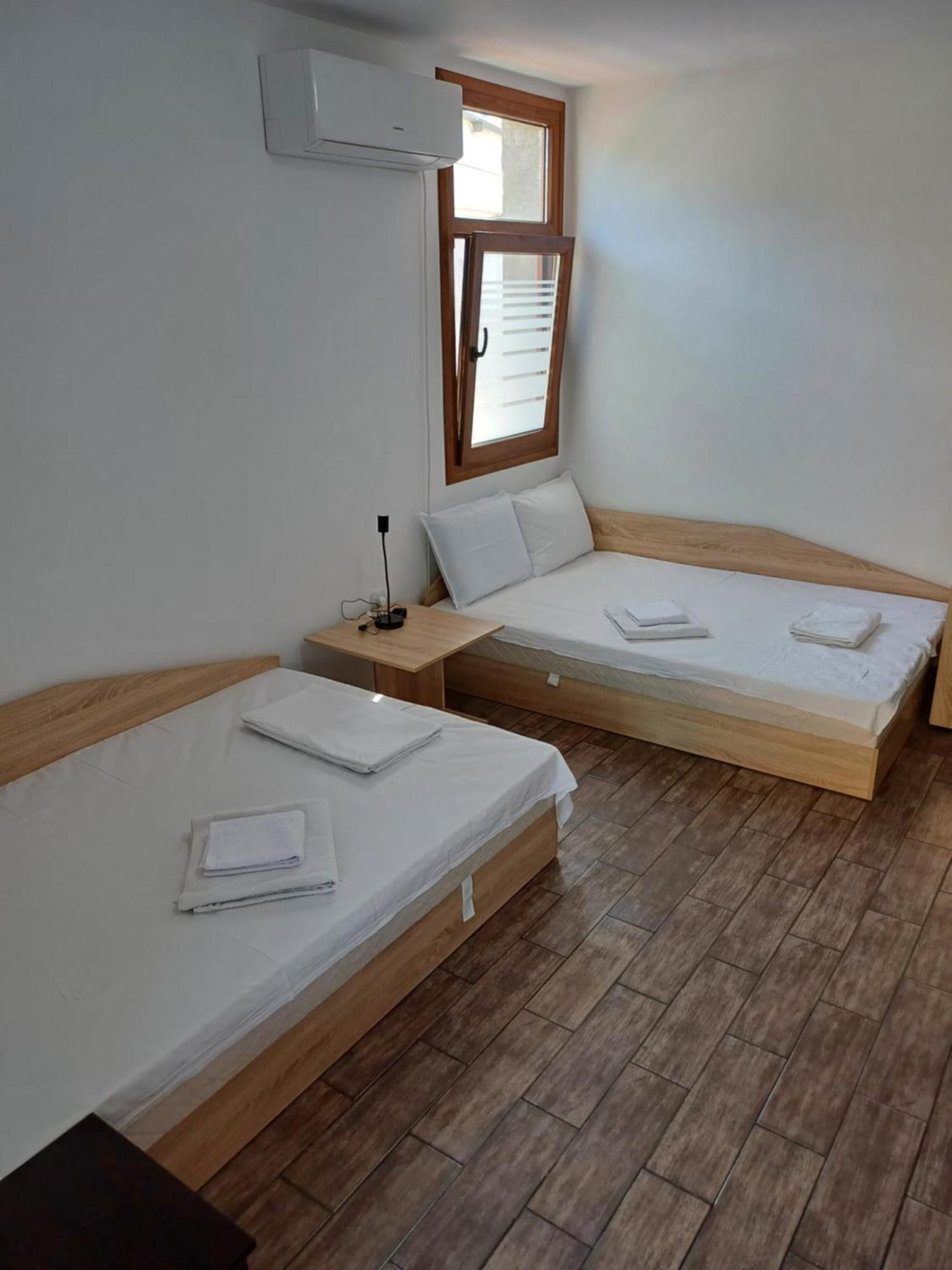 Guest House Lili Petrich  Exterior foto